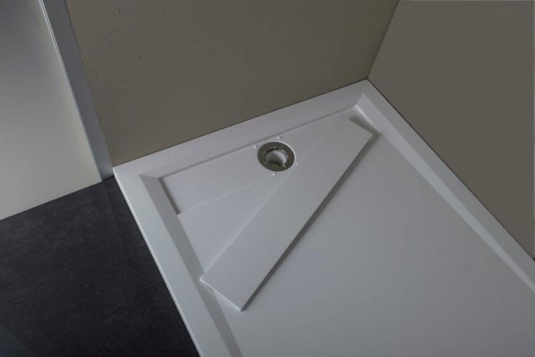 ARENA Brodzik kompozytowy kwadratowy z odpływem liniowym 90x90 cm 71601 4.jpg