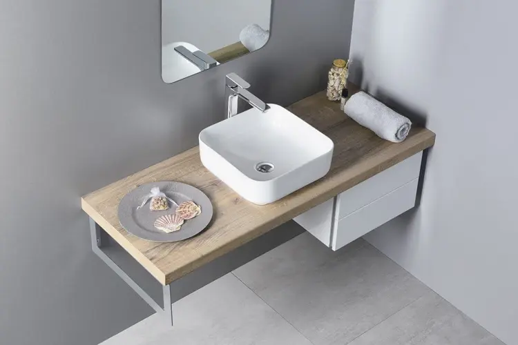 Ceramiczna umywalka nablatowa 39,5x39,5 cm z serii PRATA