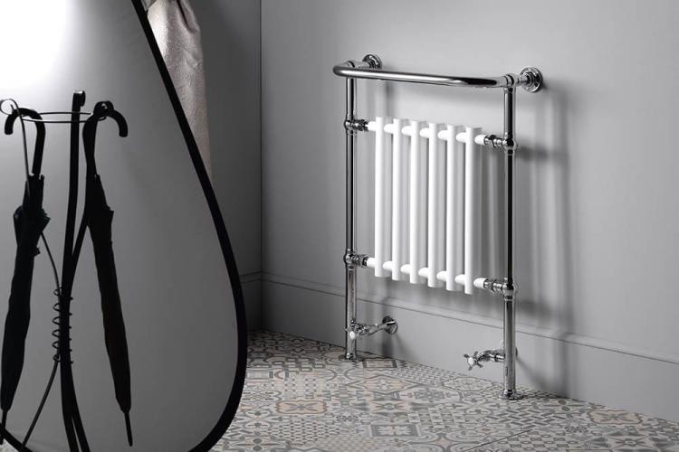 COK Grzejnik łazienkowy dekoracyjny biały/chrom 550 W 675x960 mm RE104 - aranżacja2