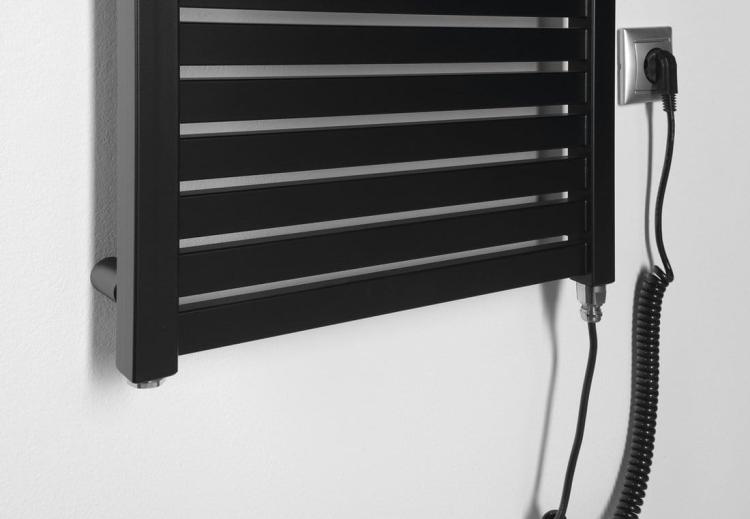 TONDI-E-grzejnik-elektryczny-450x970-mm-300W-czarny-mat-DE456T