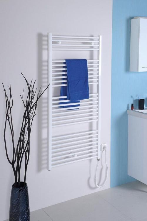 DIRECT-E grzejnik elektryczny 600x1320 mm, 600 W, biały ILE36T na ścianie