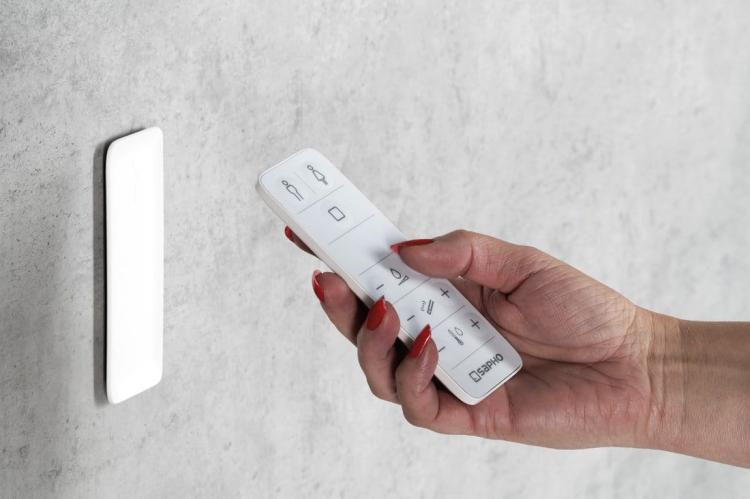 VEEN CLEAN WC wiszące ze zintegrowanym elektronicznym bidetem VE421 pilot