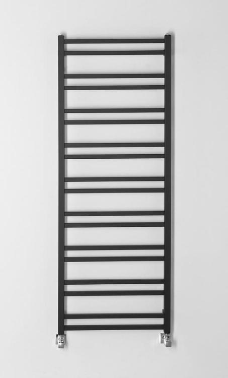 METRO DOS grzejnik łazienkowy 550x1430 mm, 476 W, czarny mat IR430TB zamontowany