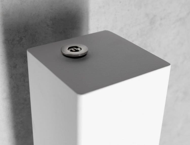 CUBIQ grzejnik łazienkowy 100x1800 mm, 365 W, biały mat LQ284  z góry