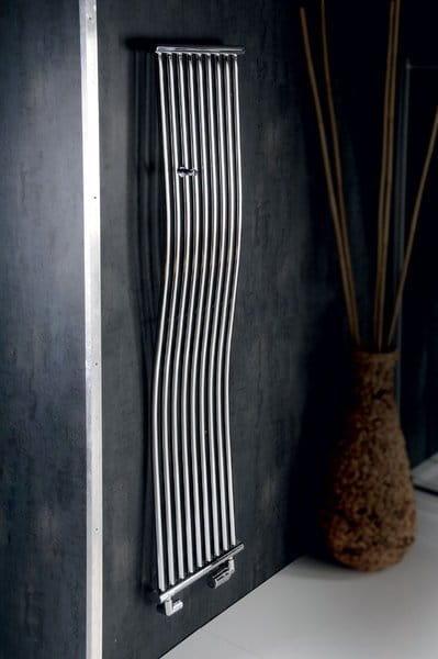 ONDA Grzejnik łazienkowy dekoracyjny chrom 425 W 400x1700 mm 1801-05  - aranżacja