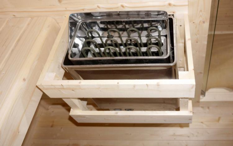 RAUMA Sauna zewnętrzna ogrodowa 4-osobowa sucha Fińska z przedsionkiem F30460 piec