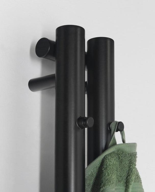 PILON grzejnik łazienkowy 122x1800 mm, 2 wieszaki, czarny mat IZ124T wieszaki