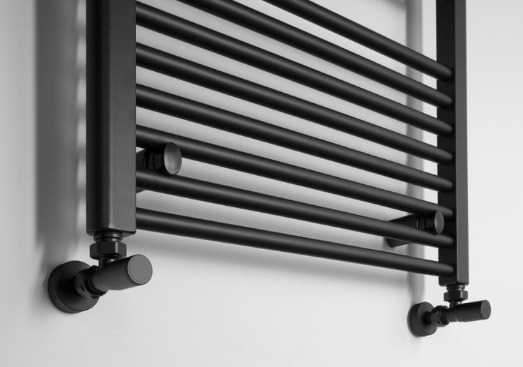 DIRECT Grzejnik łazienkowy 600x960 mm, 597 W, czarny mat ILR96B podłączenie