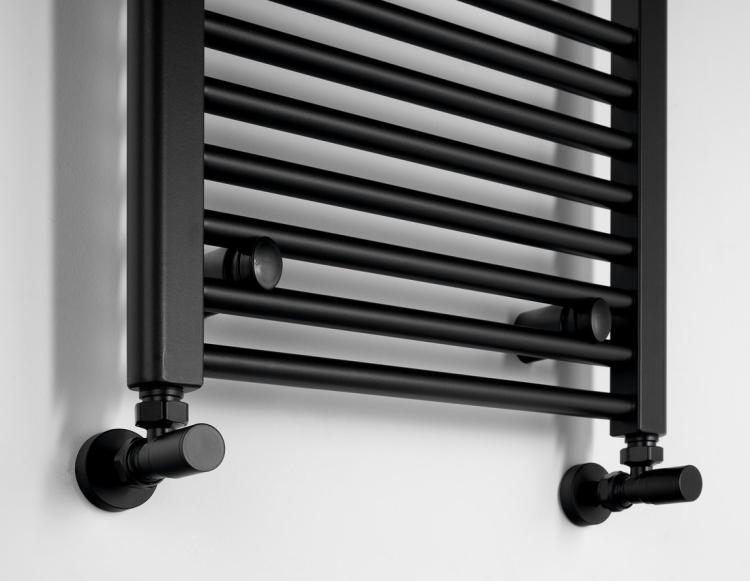 DIRECT Grzejnik łazienkowy 450x960 mm 447 W czarny mat ILR94B podłączenie