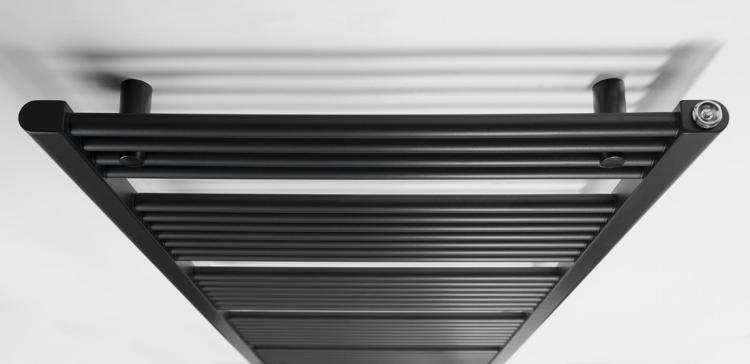 DIRECT Grzejnik łazienkowy 600x1680 mm, 1013 W, czarny mat ILR66B z góry