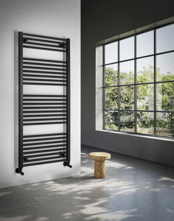 DIRECT Grzejnik łazienkowy 600x1320 mm, 795 W, czarny mat ILR36B wizualizacja