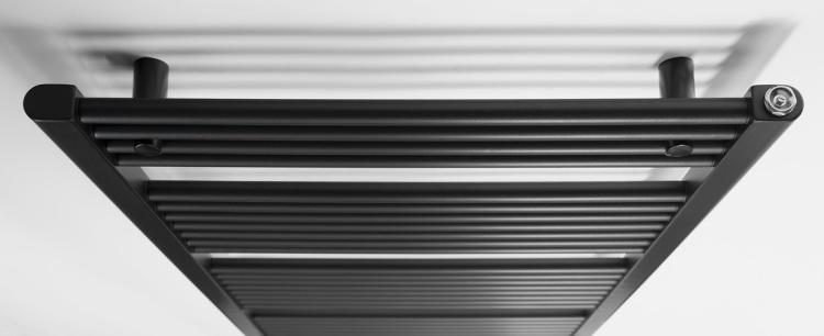 DIRECT Grzejnik łazienkowy 600x1320 mm, 795 W, czarny mat ILR36B z góry