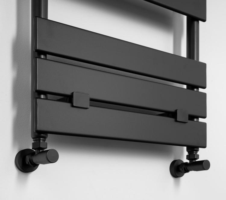 BONDECO grzejnik łazienkowy 500x1606 mm, 712 W, czarny mat DC516B podłączenie