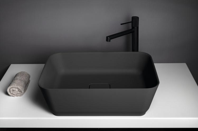 BANERA SQUARE umywalka kompozytowa nablatowa, 50x36 cm, antracyt mat 14596.51 na blacie