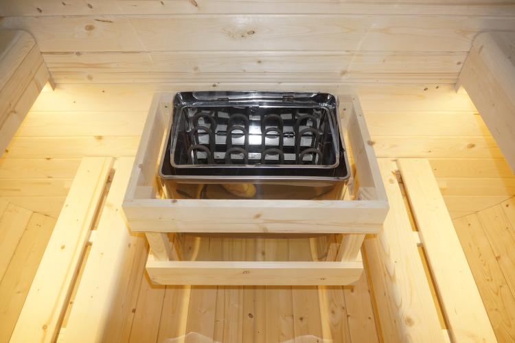 HANKO Sauna zewnętrzna ogrodowa 6 osobowa sucha Fińska świerk F60180