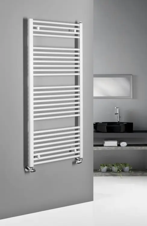 DIRECT Grzejnik łazienkowy 600x1320 mm, 795 W, biały ILR36T na ścianie
