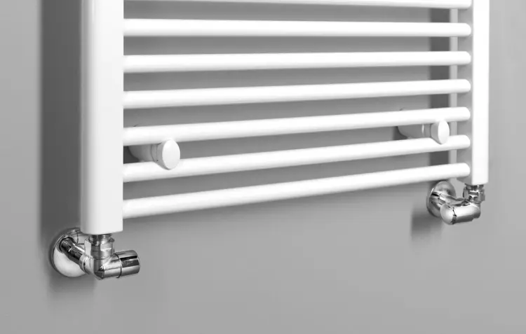 DIRECT Grzejnik łazienkowy 750x1850 mm, 1439 W, biały ILR87T podłączenie