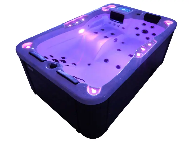 Basen ogrodowy zewnętrzny 3 osobowy JACUZZI - MODENA, ze schodkami i pokrywą biały SPA08