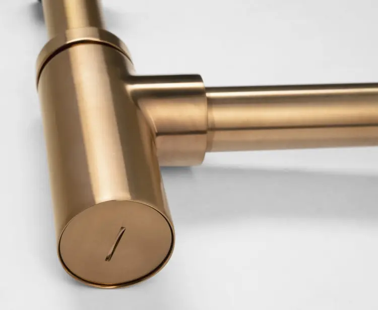 Syfon umywalkowy 5/4", odpływ 32mm, miedź mat SI521 z bliska