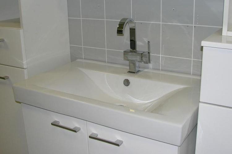umywalka ceramiczna meblowa