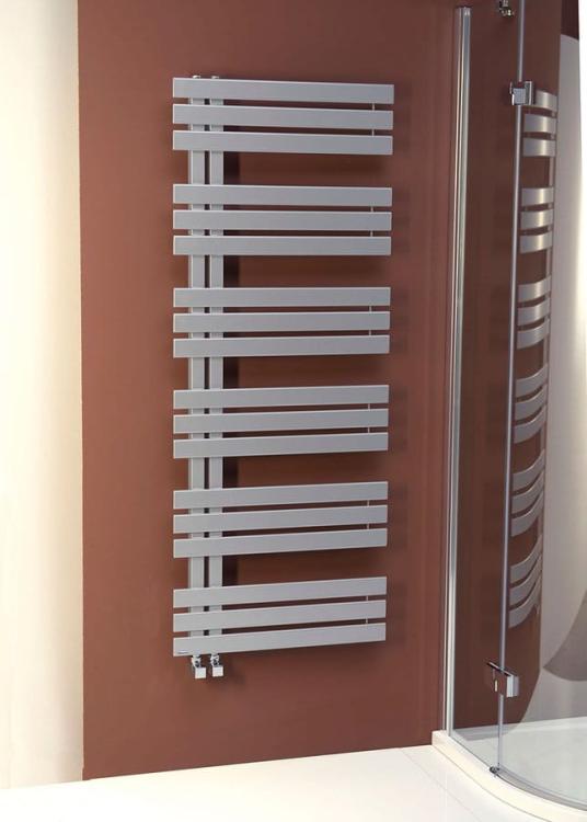 SILVANA Grzejnik łazienkowy dekoracyjny metaliczny srebrny 771 W 600x1500 mm IR155 - aranżacja