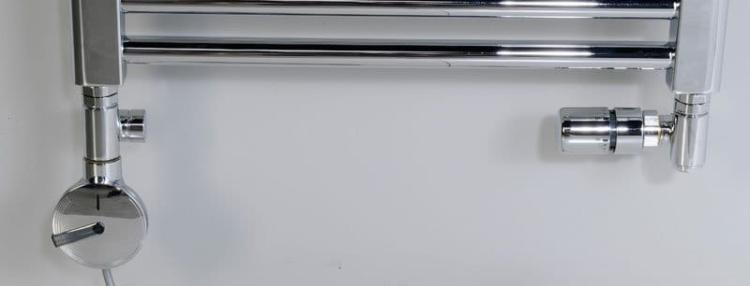 CORNER COMBI zestaw zaworów grzejnikowych 1/2, prawy, kątowy z termostatem, chrom CP3022S - widok