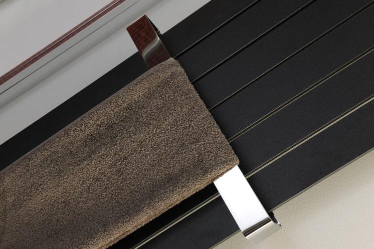 COLONNA Grzejnik łazienkowy dekoracyjny łupkowy ze strukturą czarny 910 W 450x1800 mm IR147 - detal