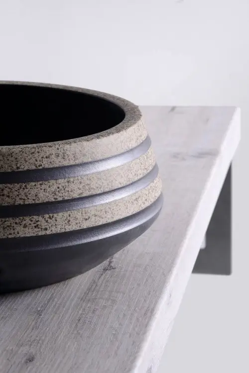 PRIORI Umywalka ceramiczna nablatowa, okrągła 41x15 cm, czarna z kamieniem PI021 6.jpg